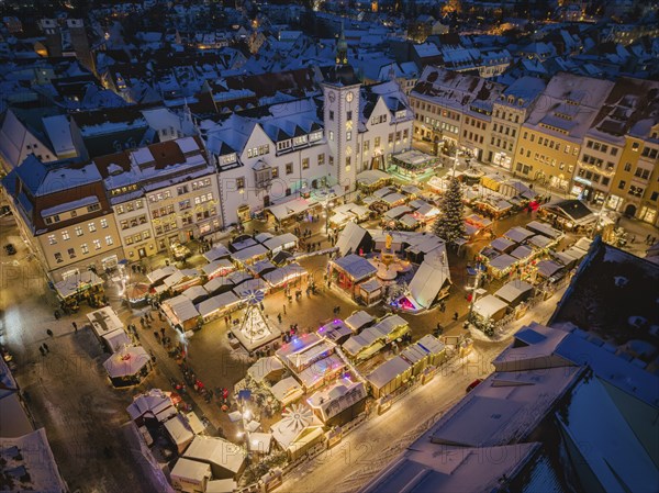 The Freiberg Christmas Market on the Obermarkt in front of the town hall
