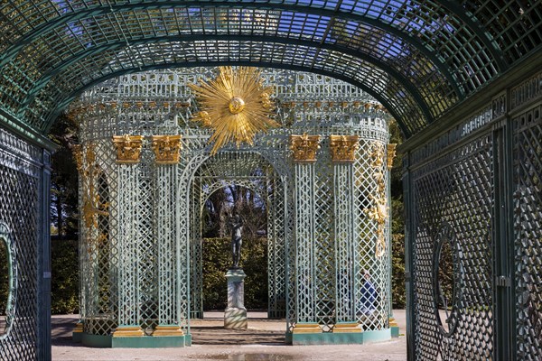 Sanssouci Palace, Royal Summer Palace with 18th century furniture and famous vineyard terraces