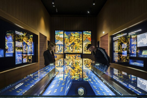 Coin Cabinet in the Residence Palace