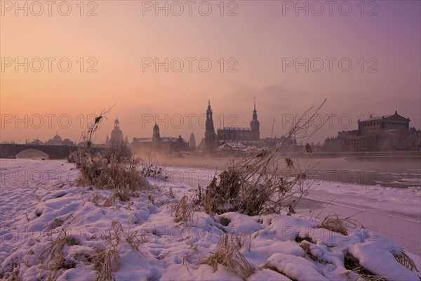 Dresden morning fog over the Elbe