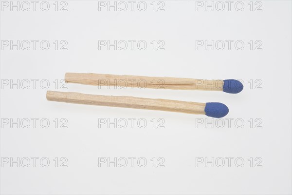 Matches, Matches, Safety matches with blue ignition head