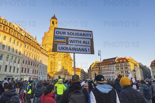 In Dresden, about 3, 000 people gathered on Neumarkt in front of the Church of Our Lady. On posters