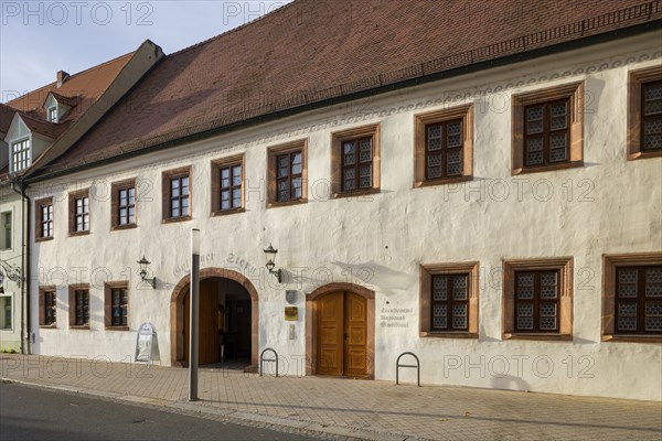Borna is a large district town in Saxony, about 30 km south of Leipzig. Market place