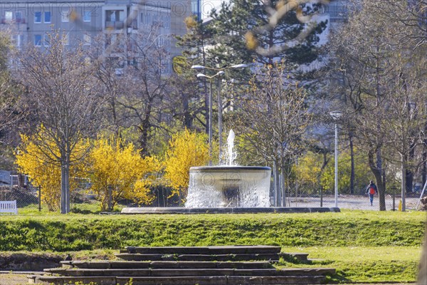 Bürgerwiese and Blüherpark, the courtyard fountain was rebuilt in 2008 according to historical