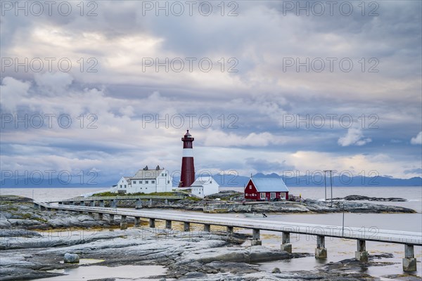 Tranoy Fyr Lighthouse, Tranoy Fyr, Lofoten in the back, Hamaroy, Ofoten, Vestfjord, Nordland,