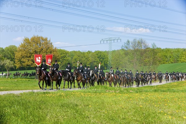 Every year at Easter there are about 5 processions in Lusatia, each with about 200 riders. The