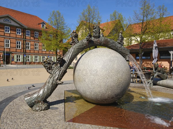 Fountain at Nicolaiplatz, police station in the back, Wernigerode, Harz, Saxony-Anhalt, Germany,