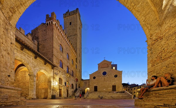 View of the Piazza del Duomo with the Collegiata di Santa Maria Assunta also Duomo di San Gimignano