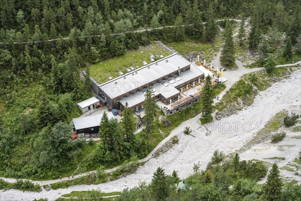 Höllentalangerhütte in the Höllental, Wetterstein Mountains, Garmisch-Patenkirchen, Bavaria,
