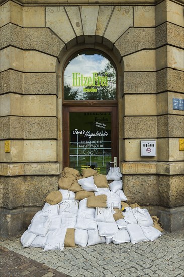 Sandbag wall in Dresden Pieschen