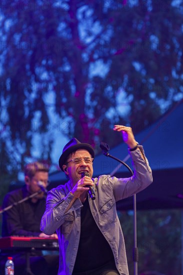 SEEBÜHNE IM OSTRA-AREAL, Jan Josef Liefers with his band RADIO DORIA