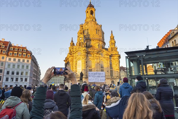 In Dresden, about 3, 000 people gathered on Neumarkt in front of the Church of Our Lady. On posters