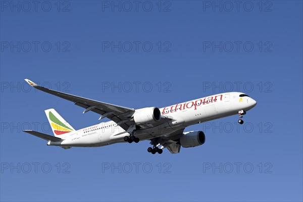 Aircraft Ethiopian Airlines, Airbus A350-900, ET-ATQ
