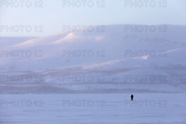 Snowshoe Hike on Lake Kilpisjärvi in the Mog Fog at -27Â°C, Kilpisjärvi, Enontekiö, Finland, Europe