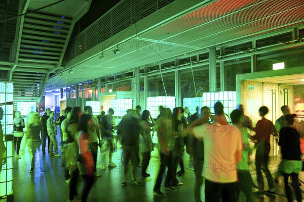 The Dresden Campus Party took place for the 16th time. The crowd rocked on a total of 6 band and