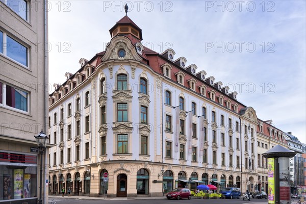 Leipzig Municipal Department Store, at Universitätsstrasse 16, a former trade fair building from