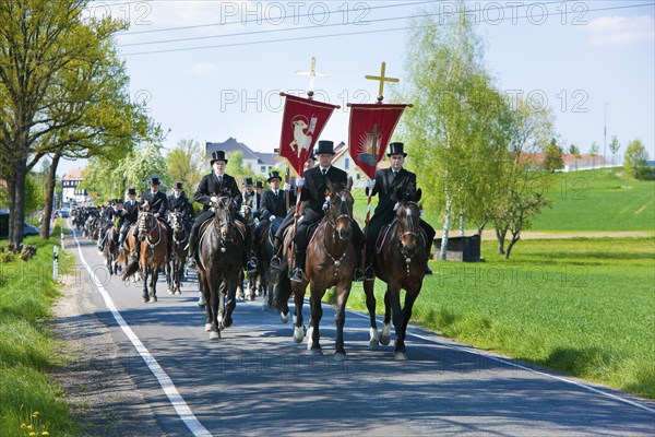 Every year at Easter there are about 5 processions in Lusatia, each with about 200 riders. The
