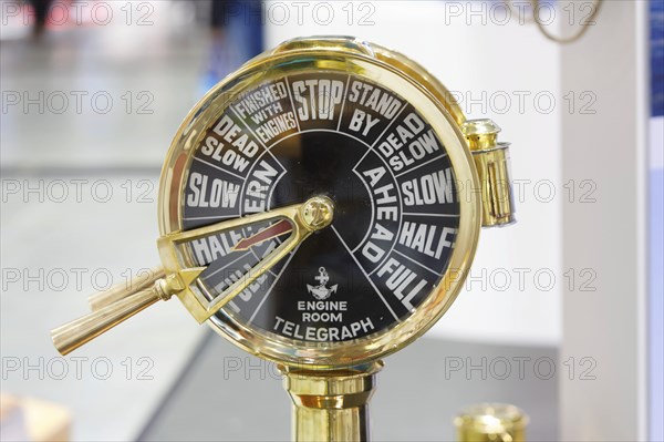 Machine telegraph, device used in shipping to transmit control commands for speed from the bridge