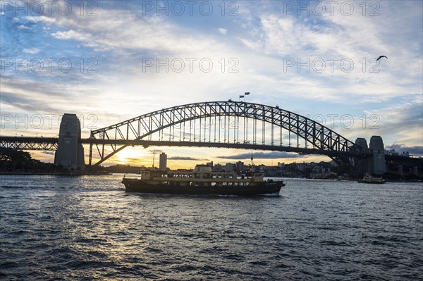 Sunset over Sydney harbour bridge Sydney, New South Wales, Australia, Oceania