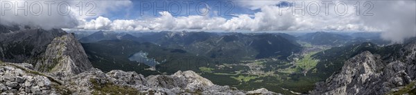 Alpine panorama, view of Eibsee lake and Werdenfelser Land, Wetterstein Mountains,