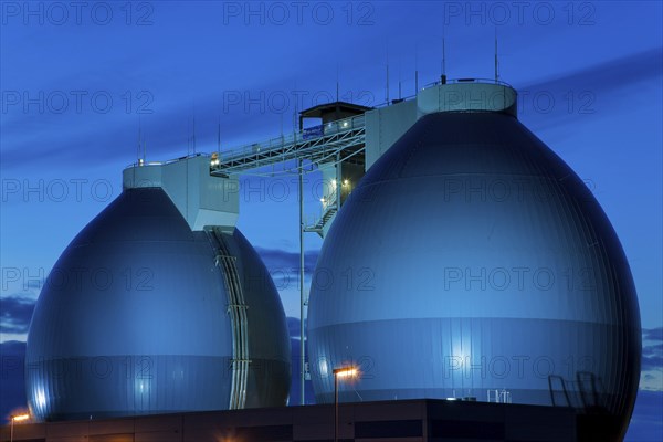 Digestion towers at the Dresden Kaditz sewage treatment plant