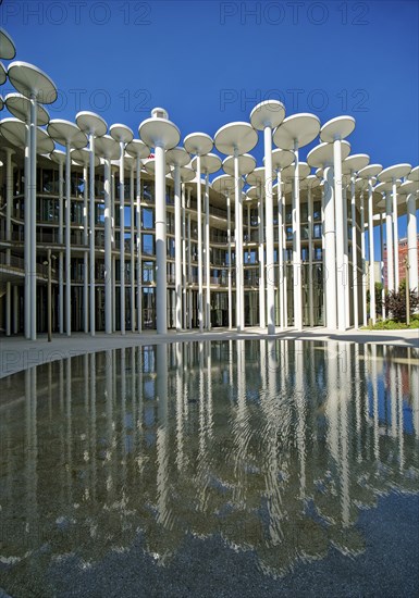 Säulengarten, SAB Forum, new building Sächsische Aufbaubank, Leipzig, Saxony, Germany, Europe