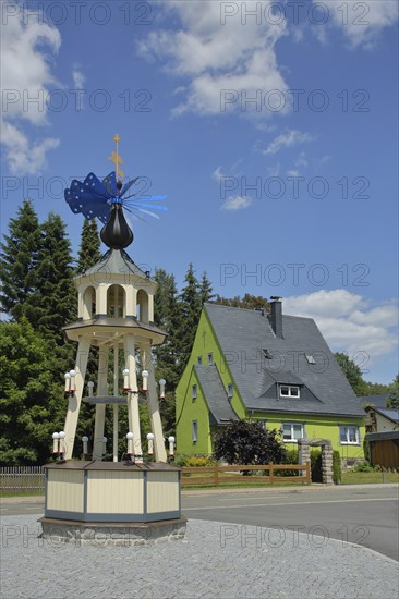 Christmas pyramid, Carlsfeld, Eibenstock, Westerzgebirge, Ore Mountains, Saxony, Germany, Europe
