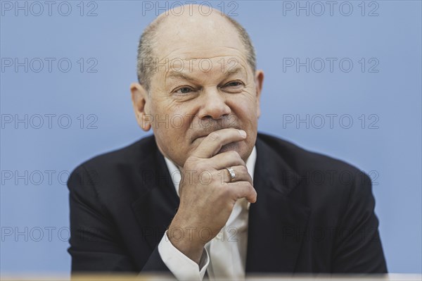 Olaf Scholz (SPD), Federal Chancellor, recorded at a federal press conference on current domestic