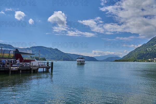 Lake shore, jetty, excursion boat, tourists, summer, Ossiach, Lake Ossiach, Carinthia, Austria,