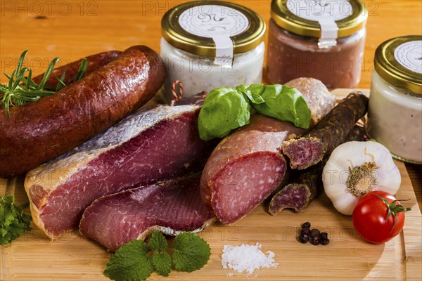 Meat products from the Meissen country pig