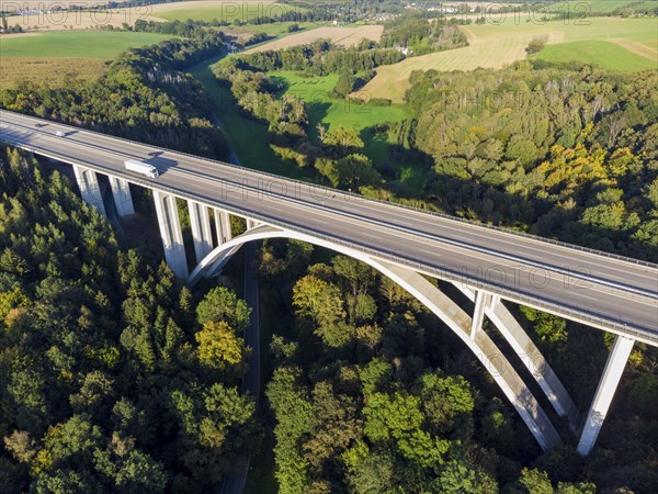 The Seidewitztal bridge is the largest reinforced concrete arch bridge in Saxony, with an arch span