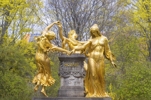 Spring at the Bürgerwiese in Dresden. Mozart Fountain