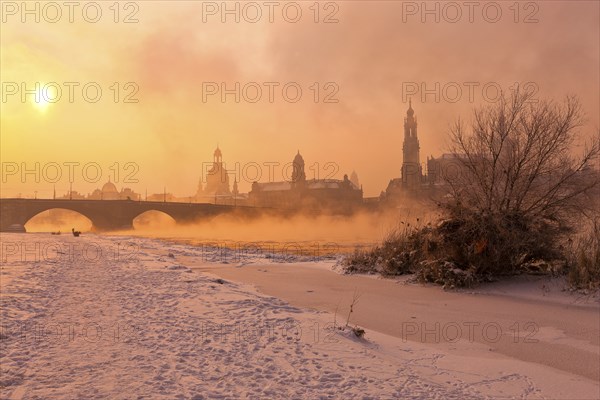 Dresden morning fog over the Elbe