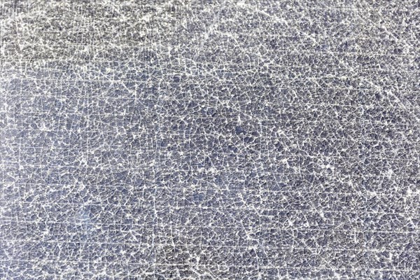 Used solar panels are recycled in a company or, if the measured performance parameters are correct,
