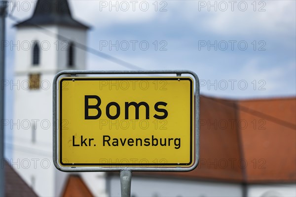 Place-name sign of Boms in the district of Ravensburg with church, Boms, Baden-Württemberg,