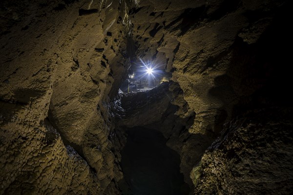 Dragon Cave Syrau