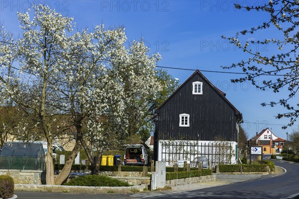 Konjecy, is a village in the centre of the district of Bautzen in Eastern Saxony and has belonged