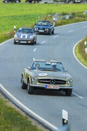 A drive for vintage vehicles. Skilful handling of the vehicle, finding the route by means of the