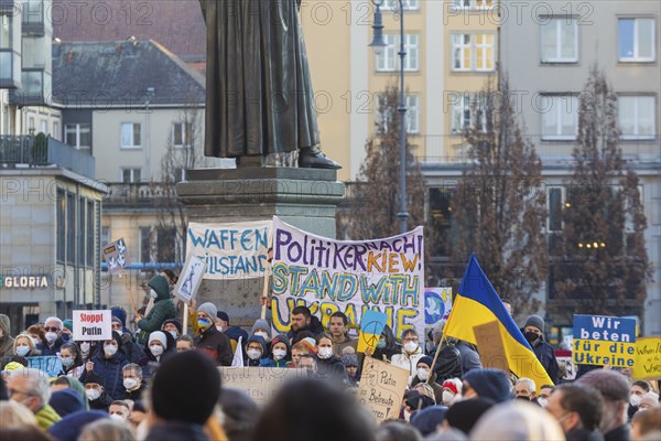 In Dresden, about 3, 000 people gathered on Neumarkt in front of the Church of Our Lady. On posters