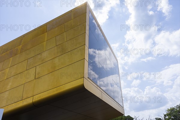 Striking modern visitor centre with astronomical exhibitions on the Bronze Age and digital