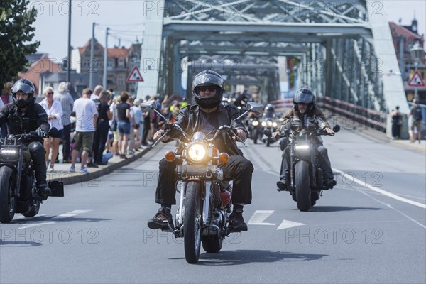 Harley Days Dresden, big ride through the city, here at the Elbe bridge Blaue Wunder