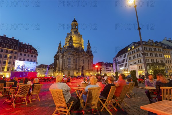 A new art festival! NIB ART Dresden is taking place until Sunday with art talks, art installations