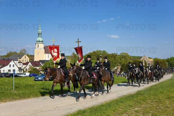 Every year at Easter there are about 5 processions in Lusatia, each with about 200 riders. The
