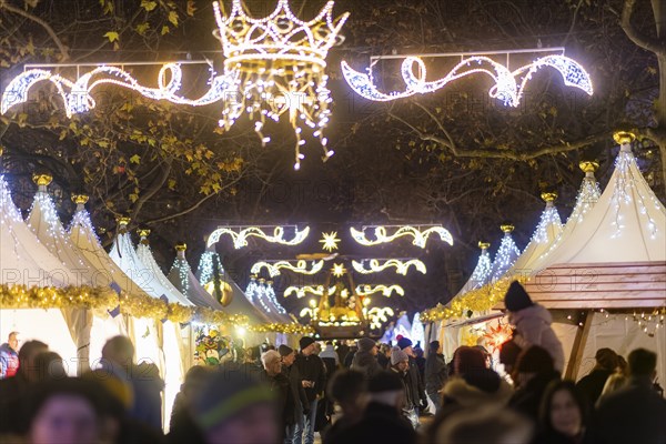 Neustädter Markt is home to one of Dresden's alternative Christmas markets
