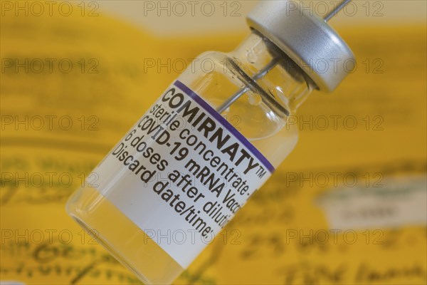 Symbol image Corona vaccine Comirnaty