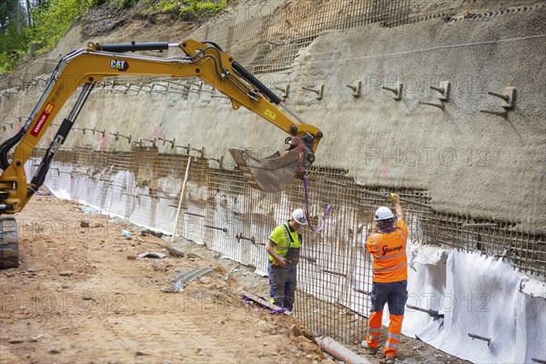 Cycle path construction