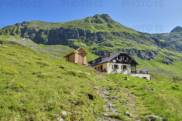 Landawirseehütte with Samspitze, Schladminger Tauern, Göriach, Lungau, Salzburg