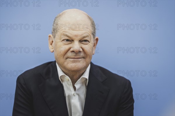 Olaf Scholz (SPD), Federal Chancellor, recorded at a federal press conference on current domestic