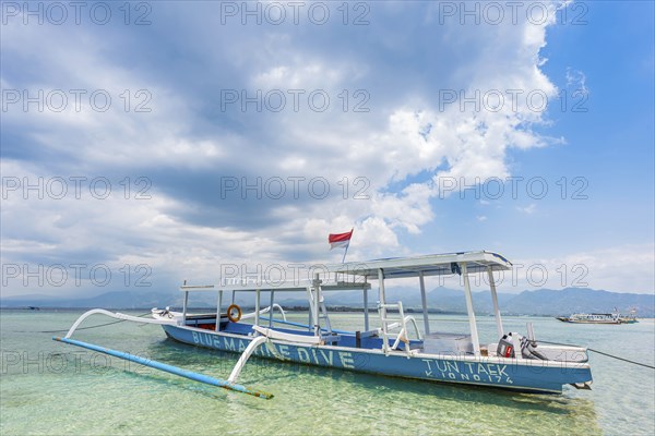 Traditional fishing boat, wooden boat, water, sea, ocean, fishing, tourism, travel, nobody, empty,