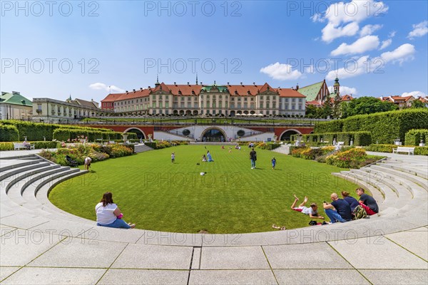 Gardens of the Royal Castle in Old Town of Warsaw, Poland, Europe
